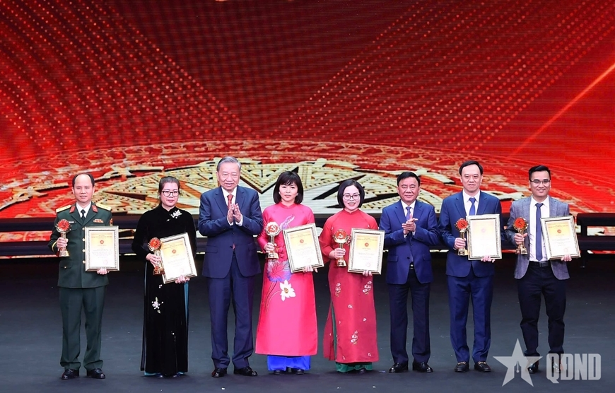 Lễ công bố và trao Giải Báo chí toàn quốc về xây dựng Đảng (Giải Búa liềm vàng) lần thứ IX-năm 2024